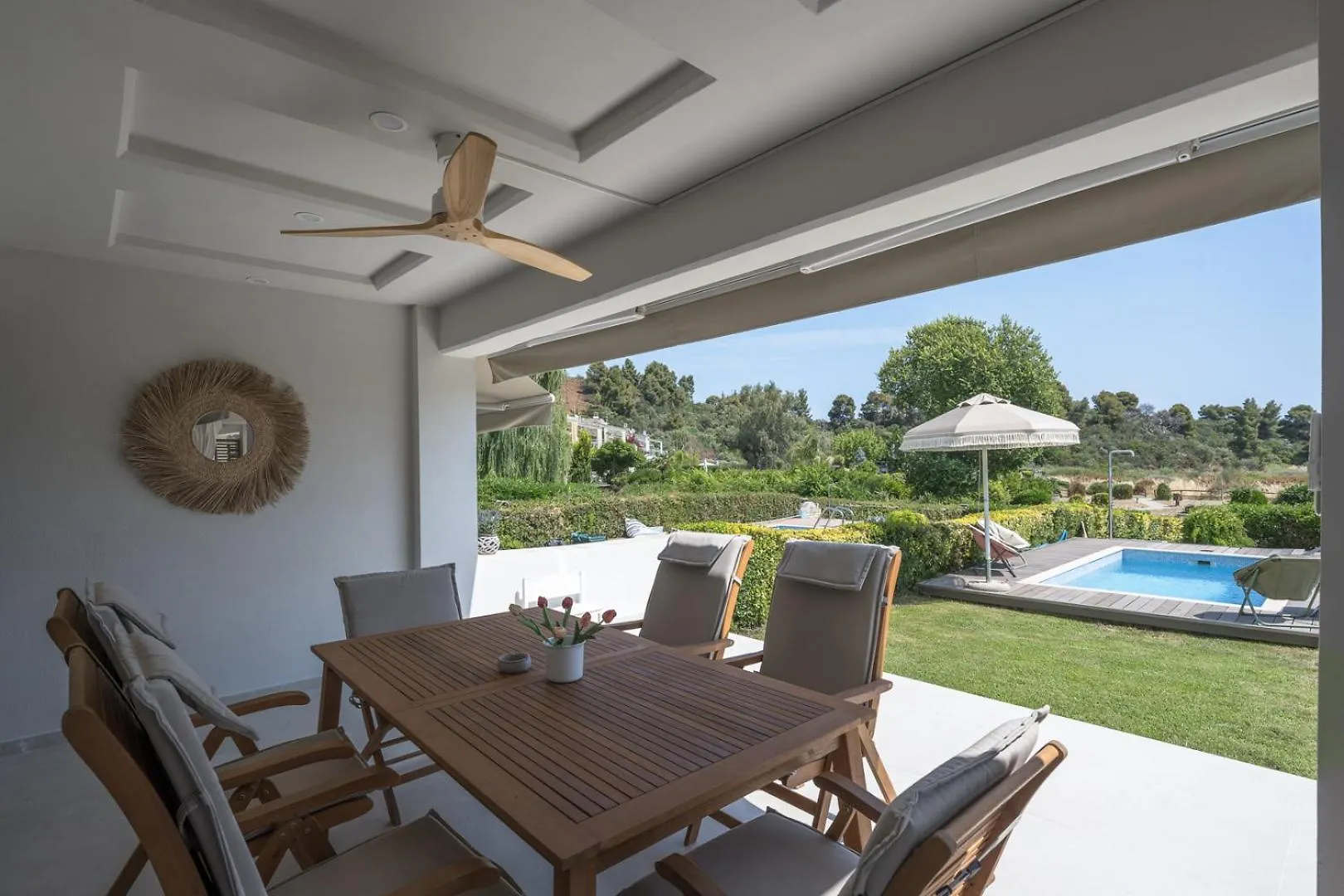 Azapiko Meggy Summer Villa by Luxlikehome Ladhokopana Řecko