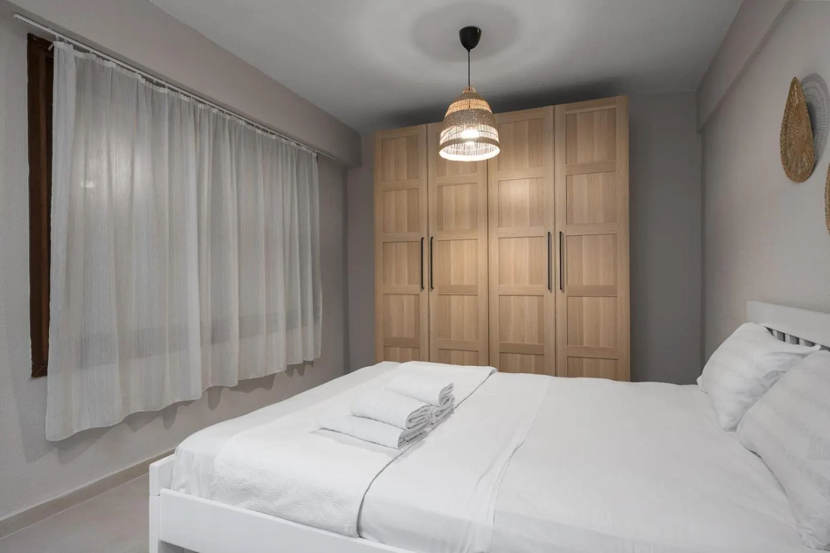 Azapiko Meggy Summer Villa by Luxlikehome Ladhokopana